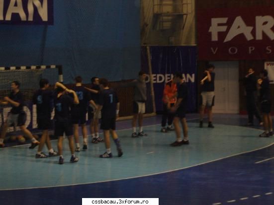 poze handbal inainte meci svf